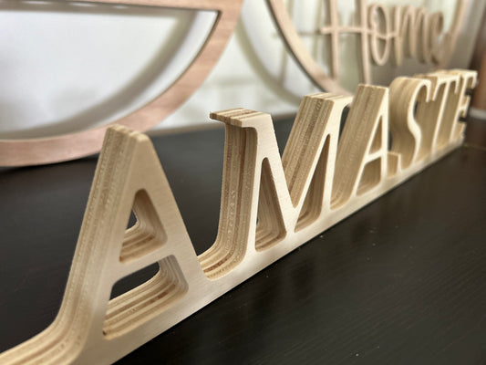Mot en bois "Namaste"